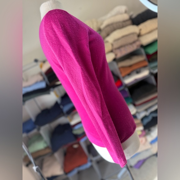 Saks Fuchsia V-Neck Cashmere, M - Picture 7 of 12